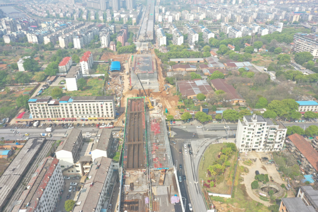 章勇赴南外环高速项目观察疫情防控和施工进度?