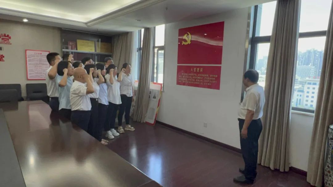 南昌市JDB电子集团喜迎七一 庆党华诞